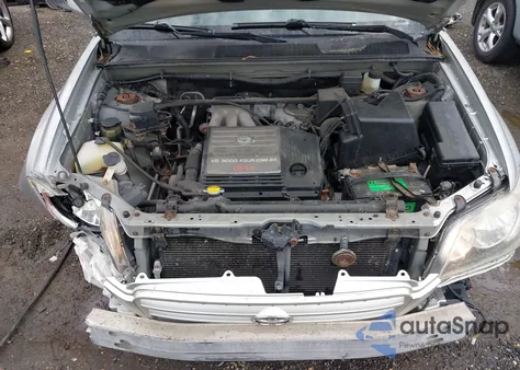 2002 Toyota Highlander Limited V6 z USA, uszkodzony, nr VIN JTEGF21A620034023